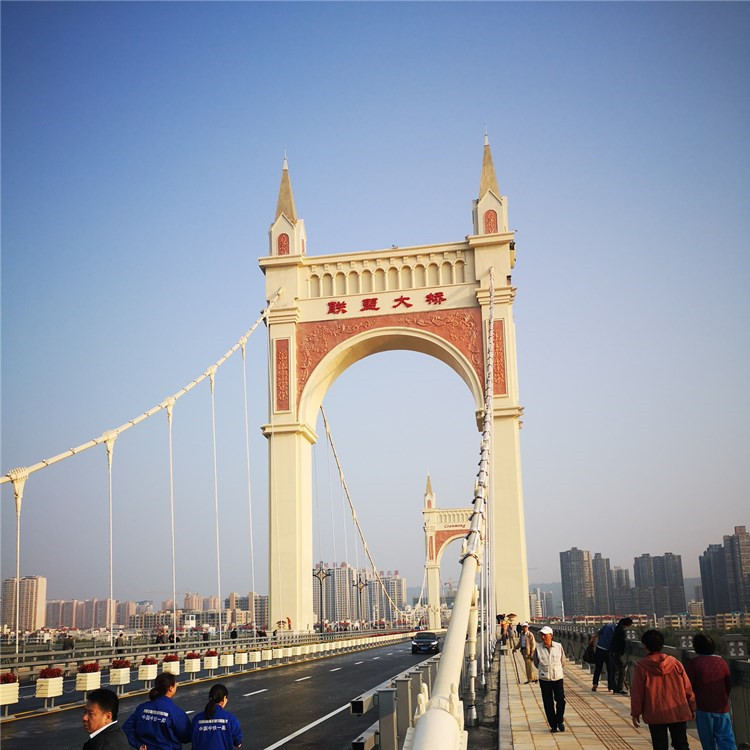 寶雞聯(lián)盟大橋水性氟碳漆